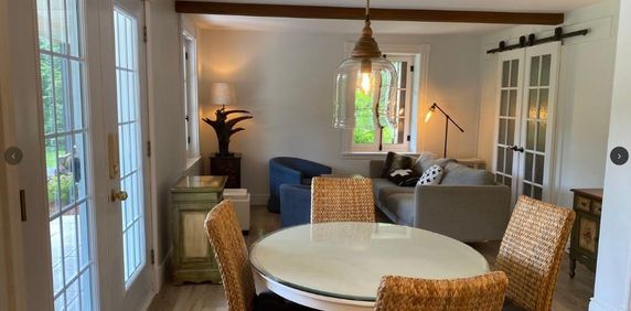 Grand 3 1/2 complètement rénové, bord de l’eau (location à l’année, avec bail) - Photo 2