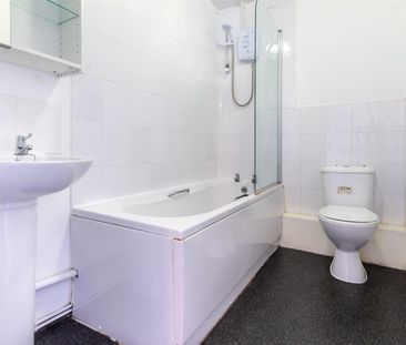 Hunters Place, Spital Tongues - Photo 6