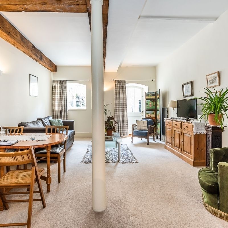 1 bedroom flat to rent - Photo 1