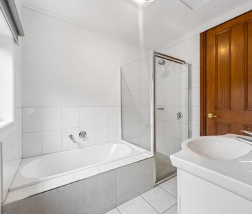 6/603 Main Road, Golden Point, Vic 3350 - Photo 2