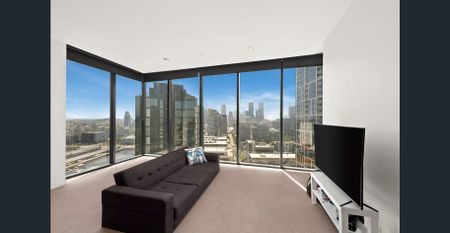Luxury apartment with excellent bay view in highly desirable location! - Photo 4