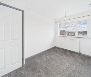 2 bedroom Town house to rent - Photo 5