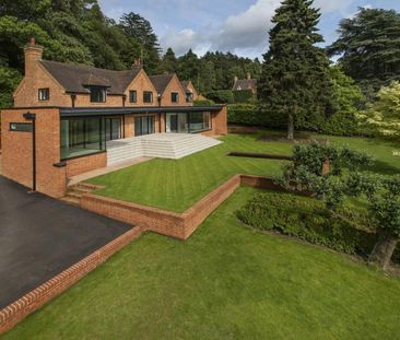 4 bedroom detached house to rent - Photo 3