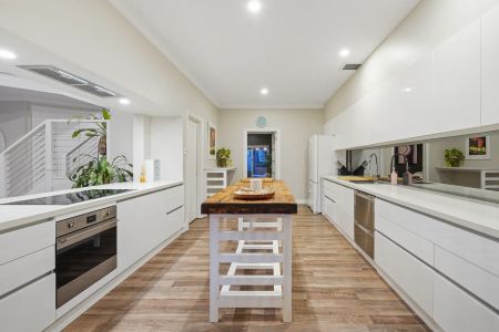 Tranquil Family Residence In A Prime Coastal Enclave with Solar - Photo 3