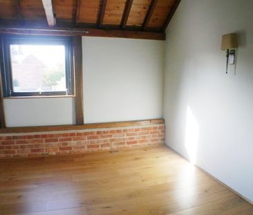 2 bedroom detached house to rent - Photo 3