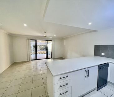 Townhouse in the heart of Maroochydore - Photo 4