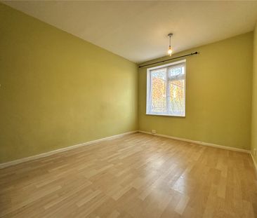 16, Woodsley Green, Leeds, West Yorkshire, LS6 1SD - Photo 6