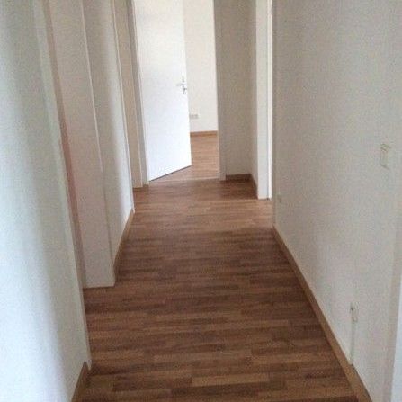 Mitten drin statt nur dabei: großzügige 4-Zimmer-Wohnung mit Balkon - Photo 1