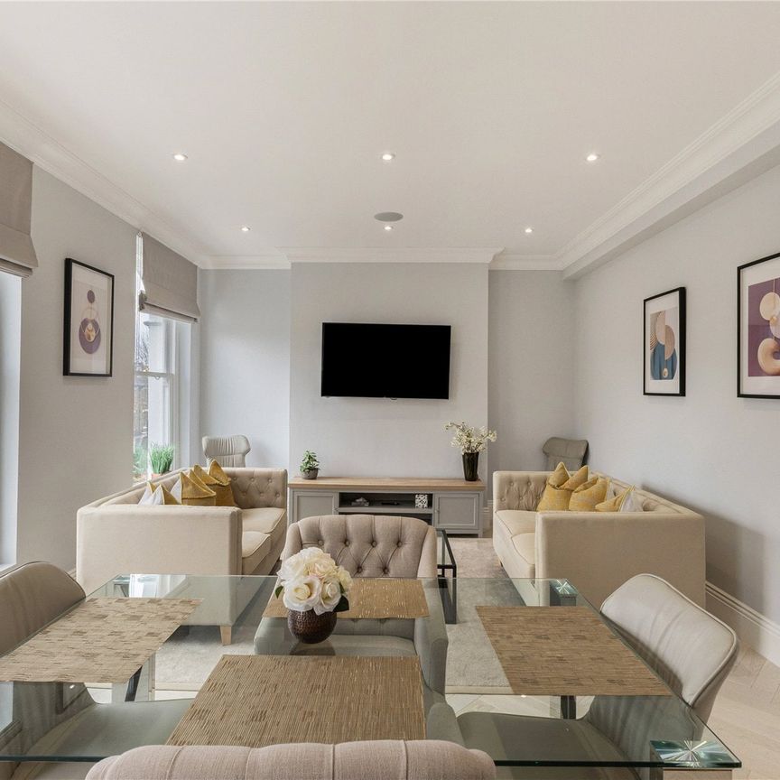 Hammersmith Grove, London, W6 flat to rent - Photo 1