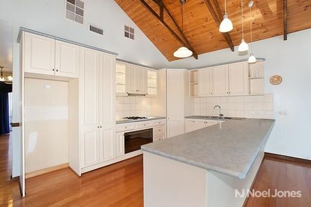 15 Gray Street, DONCASTER - Photo 3