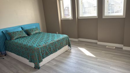 For Lease - 19 Patterson Drive Unit# UPPERS Exclude Basement, North Dumfries, Ontario - Photo 5