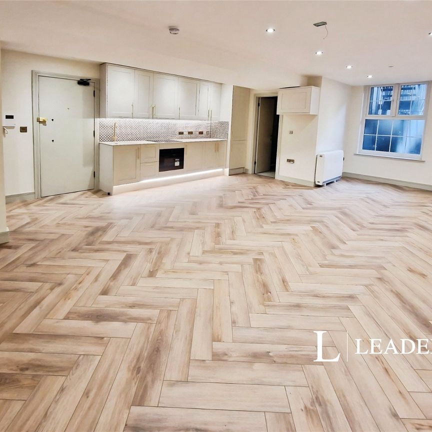 studio to rent Bartholomews, Brighton, East Sussex, BN1 - Photo 1