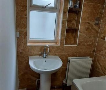 1 bedroom in a house share to rent - Photo 6