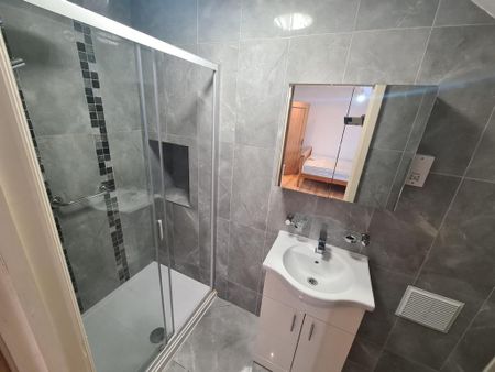 1 bedroom property to rent - Photo 4