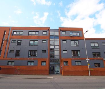 Clarkston Road, Glasgow - Photo 2