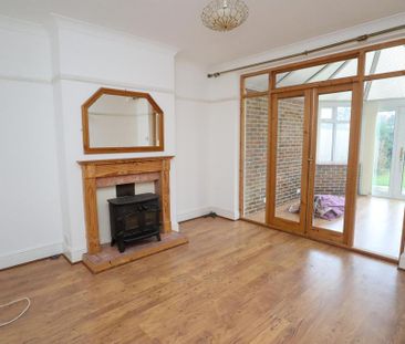 3 bedroom semi-detached house to rent - Photo 1