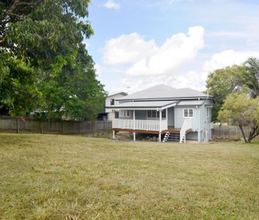 MOVE-IN READY HOME IN WEST GLADSTONE - Photo 3
