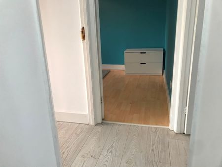 3 Bed Semi-Detached House, Sibthorpe Road, SE12 - Photo 4