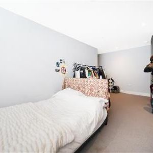 Fulham High Street, SW6 - Photo 1