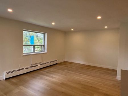 For Lease - 3151 Jaguar Valley Drive Unit# 202, Mississauga, Ontario - Photo 4