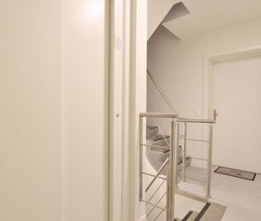 Gezellig BEN-appartement (1slpk) met terras in Vrasenestraat - Photo 3