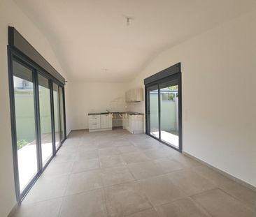 Location Maison 3 pièces 61m² STE SUZANNE 97441 - Photo 4