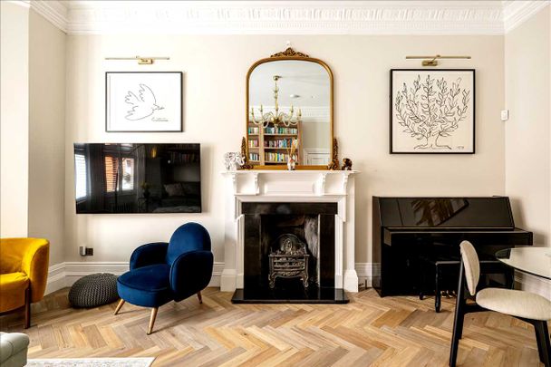 Rosary Gardens, South Kensington - Photo 1