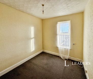 2 bedroom apartment to rent Regent Road, Great Yarmouth, NR30 - Photo 3