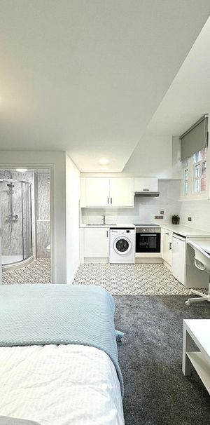 Studio to rent - Photo 1