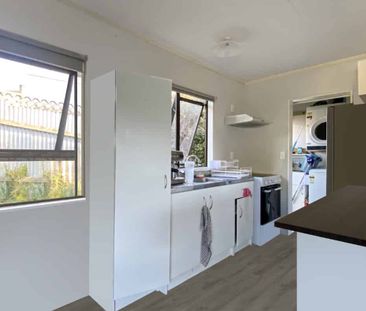 Welcome home to 3A Leinster Avenue - Photo 3