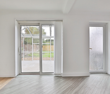 Vickers Close, BH8 0LA, Bournemouth - Photo 3