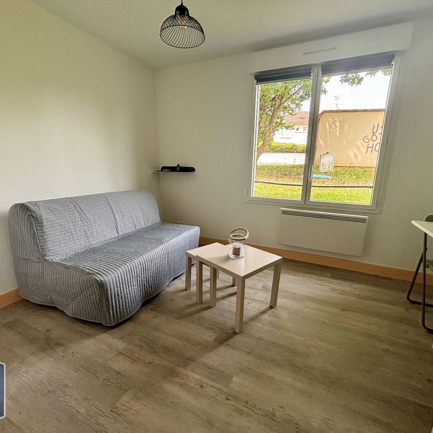 Location Appartement 1 pièce 19m² POITIERS 86000 - Photo 1