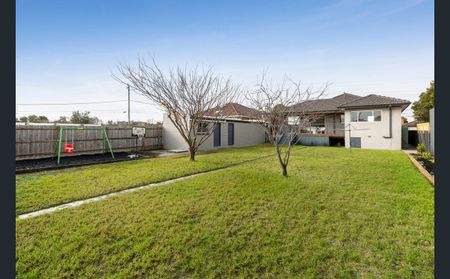 20 Lindenow Street, Reservoir VIC 3073 - House For Rent | Domain - Photo 5