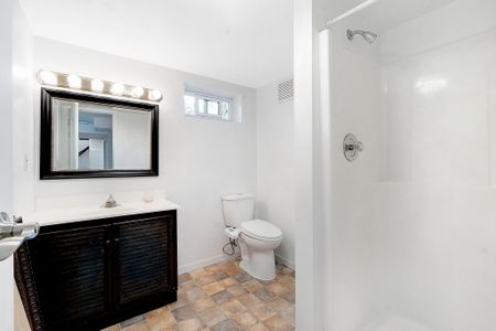 For Lease - 2745 Westoak Trails Boulevard Unit# 5, Oakville, Ontario - Photo 4