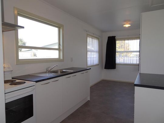 Birkenhead Crescent, Flaxmere - Photo 1