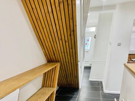 2 bedroom terraced house to rent - Photo 3