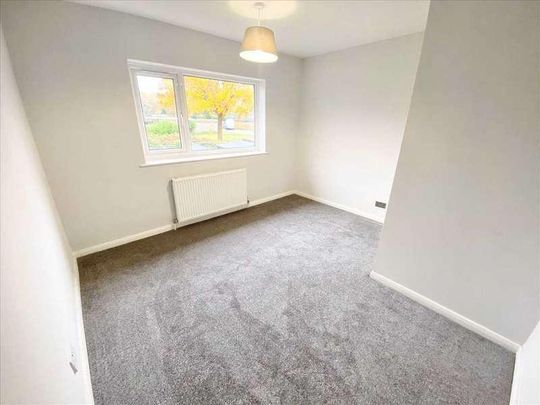 Farnborough Road, Clifton, Nottingham, NG11 - Photo 1