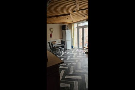 Room in a Shared House, Bedfordshire, LU4 - Photo 3