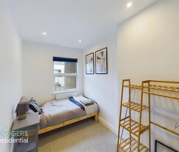 12 Park Drive, Holywood, BT18 9LW - Photo 6