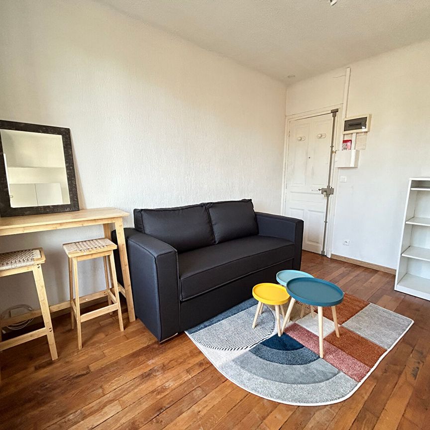 Studette meublée - Courbevoie- Kilford/Raspail - 13.20m² - Photo 1