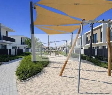 Unfurnished | Brand New | Corner Unit - Photo 2