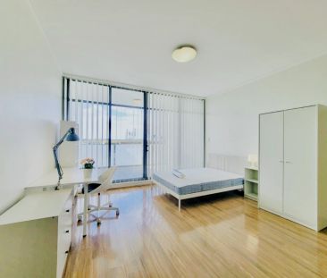 3 bed 2 bath-049 - Photo 4