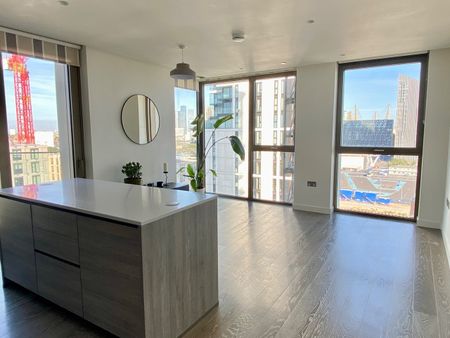 2 Bed Flat, Pilot Walk, SE10 - Photo 4