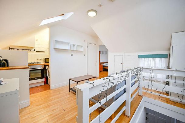 1 bedroom flat to rent - Photo 1
