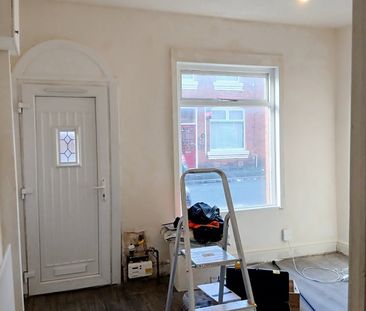 2 Bed Terraced House, Ivy Street, M40 - Photo 1