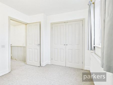 2 bedroom terraced house to rent - Photo 4