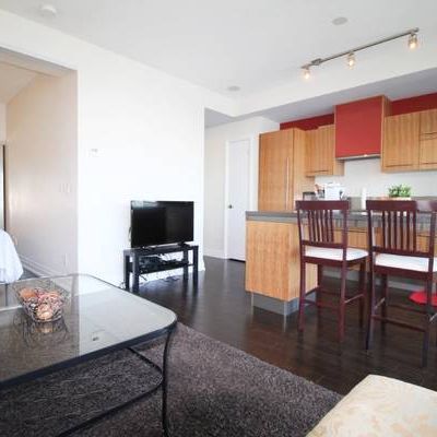 Chic 1 Bedroom suite with Balcony and Exciting Downtown Location - Photo 1