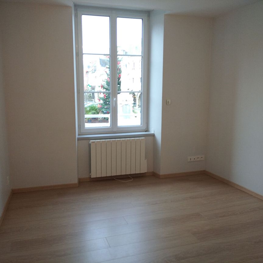 LOCATION d'un appartement F1 (28 m²) à CARENTAN LES MARAIS - Photo 1