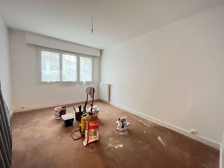 Appartement 4 pièces - 90 m² - Box et Cave - En cours de rafraichissement - Photo 4