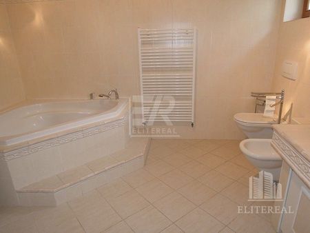 Rent Family house, Úprkova, Bratislava - Staré Mesto, Slovakia - Photo 2